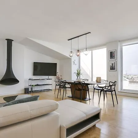 Apartament Central Penthouse With Rooftop & 360º View Lizbona